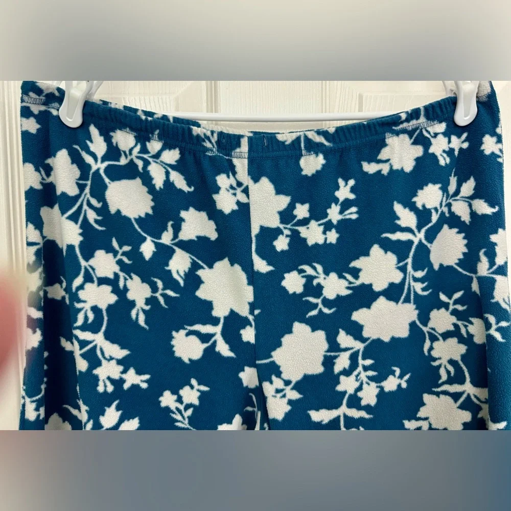 Ladies Pajamas by Nicole Miller New York - Picture 10 of 15